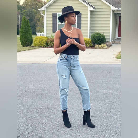 Meet your Posher, Chavone - Picture 15 of 16